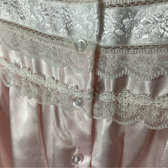 Vintage Christian Dior Light Pink Silk Lace Ruffles Size Medium - Picture 8 of 9